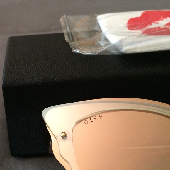 DONATED. Diff - Picture 3 of 7